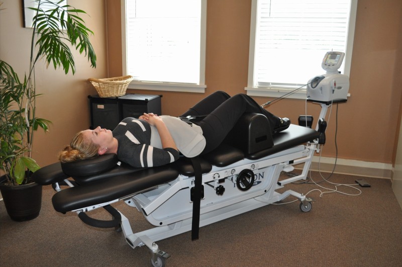 women receiving decompression therapy in Pottstown